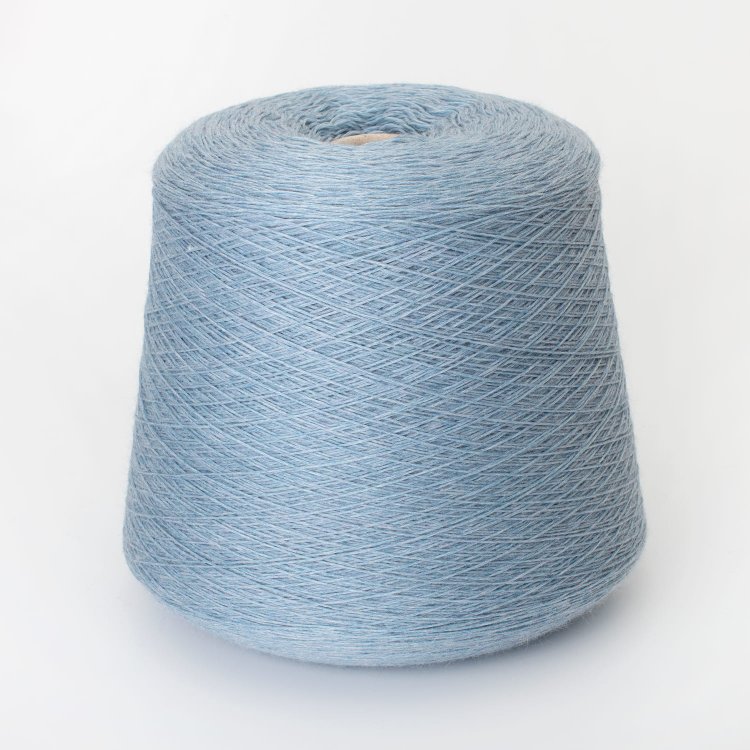 Пряжа Wallardo - меринос 100%    бледно-васильковый 