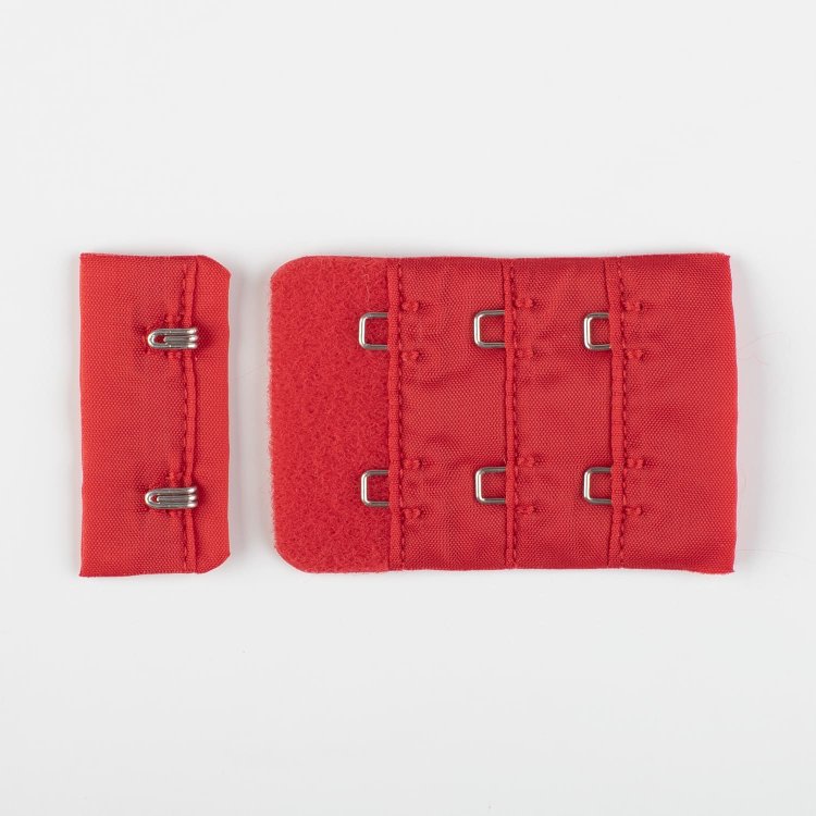 Пряжа La perla - застежки для бюстгальтера тёмно-красный Пряжа La perla - застежки для бюстгальтера тёмно-красный