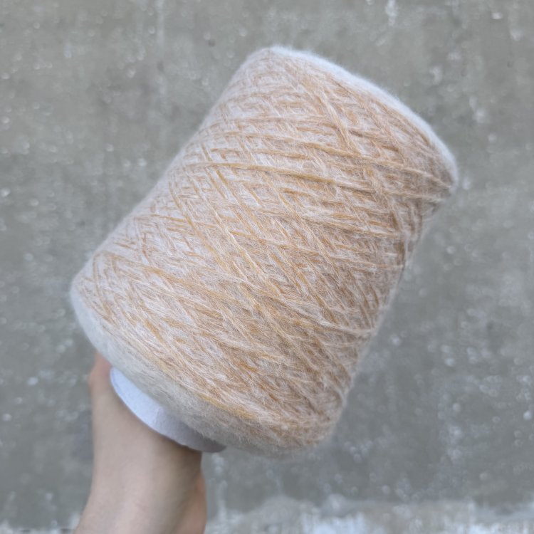 Пряжа Soft Cotton - хлопок 50%, вискоза 25%, полиамид 25%    бледно-оранжевый 