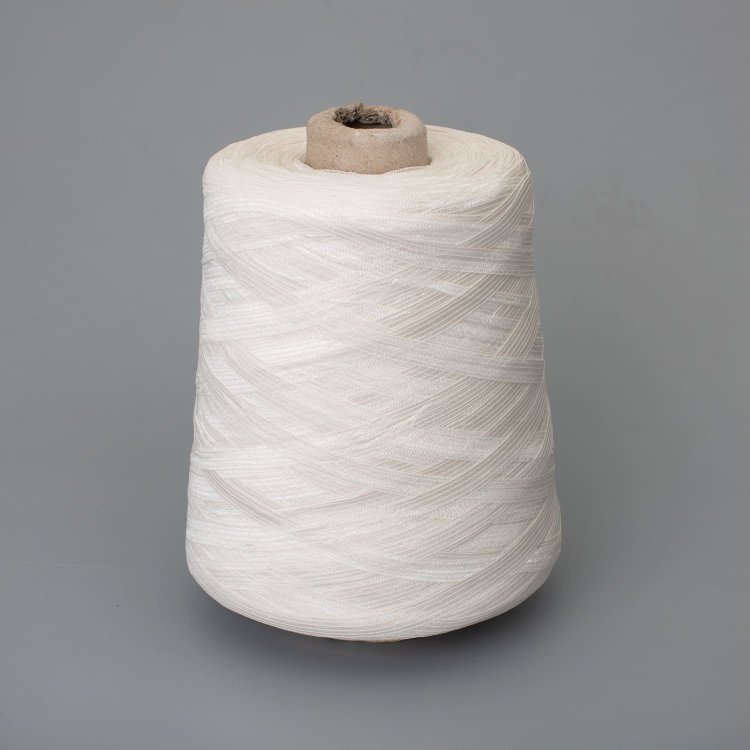 Lucia - шёлк 100%