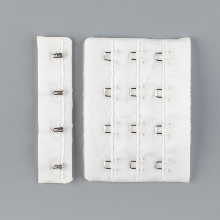 Пряжа La perla - застежки для бюстгальтера    белый 