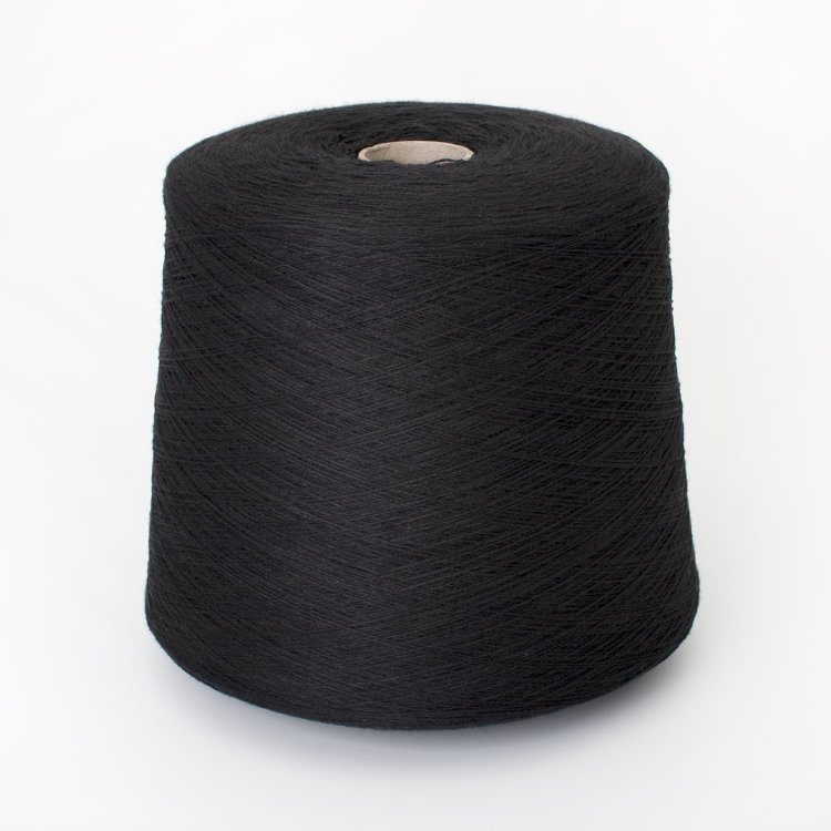 Jolly - кашемир 10%, шёлк 15%, меринос 75%