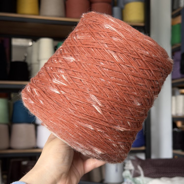 Boccolo 170 м - меринос 70%, хлопок 30% 