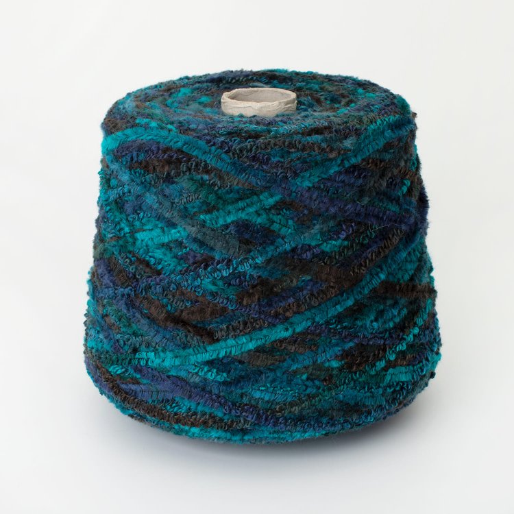 Пряжа Tricel Mirage - вискоза 5%, полиакрил 95% тёмный лазурный Пряжа Tricel Mirage - вискоза 5%, полиакрил 95% тёмный лазурный