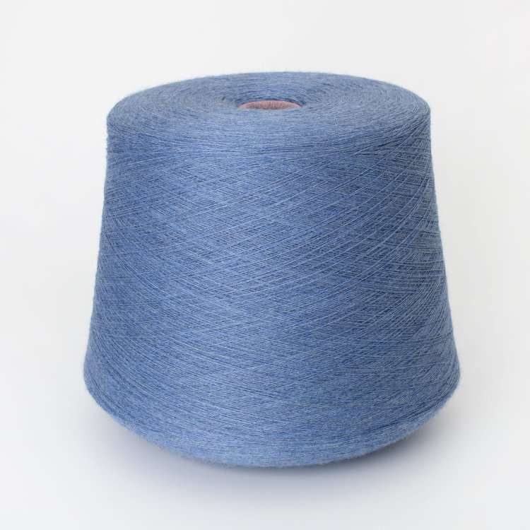 Пряжа Cashwool - меринос 100%    цвет флага оон 