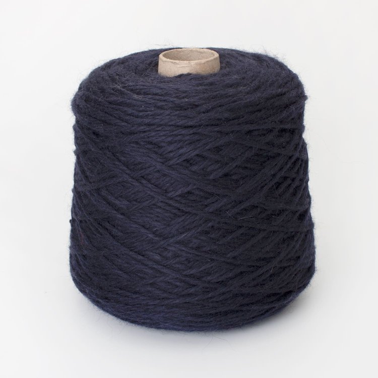 Пряжа Prosper - кид мохер 20%, меринос 80% темно-синий Пряжа Prosper - кид мохер 20%, меринос 80% темно-синий