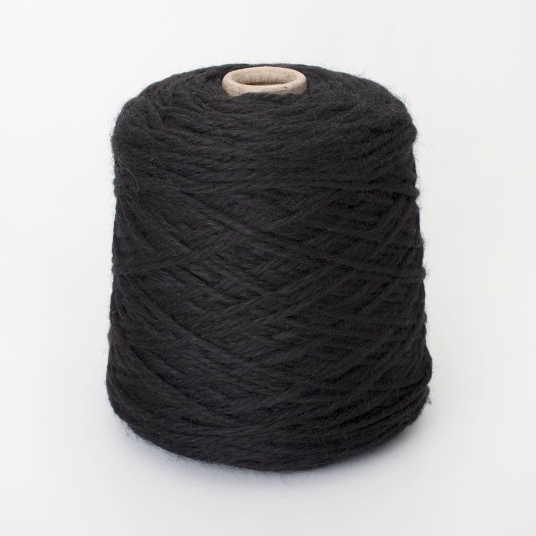 Пряжа Prosper - кид мохер 20%, меринос 80% черный Пряжа Prosper - кид мохер 20%, меринос 80% черный