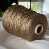 Пряжа Mulberry Seta - шёлк 100% светло-коричневый с зеленым Пряжа Mulberry Seta - шёлк 100% светло-коричневый с зеленым