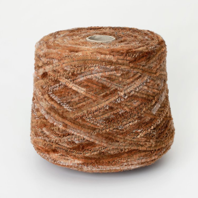 Пряжа Tricel Mirage - вискоза 5%, полиакрил 95% светло-коричневый Пряжа Tricel Mirage - вискоза 5%, полиакрил 95% светло-коричневый