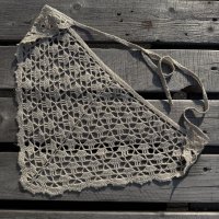 Ажурная косынка ручной работы