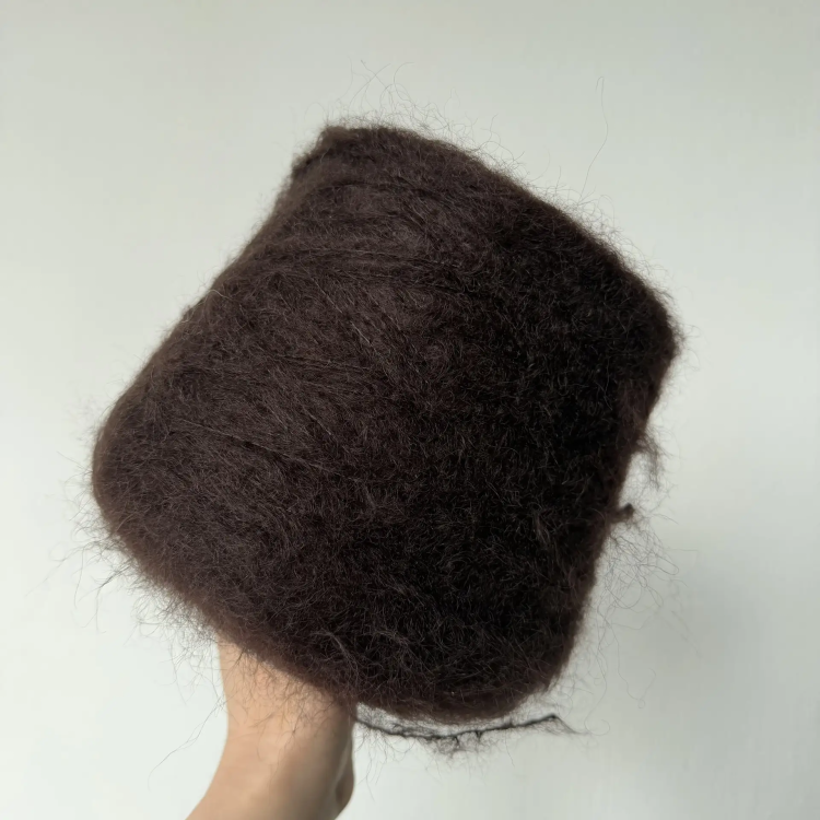 Isabella - кид мохер 80%, полиамид 20%