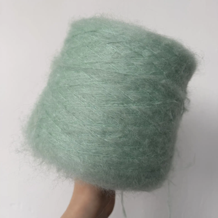 Isabella - кид мохер 80%, полиамид 20%