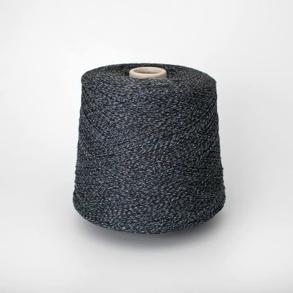 Upcycle - хлопок 67%, полиэстер 33%    