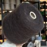 Пряжа Frizz - шёлк 40%, меринос 60%     тёмно-коричневый со сливовым оттенком 