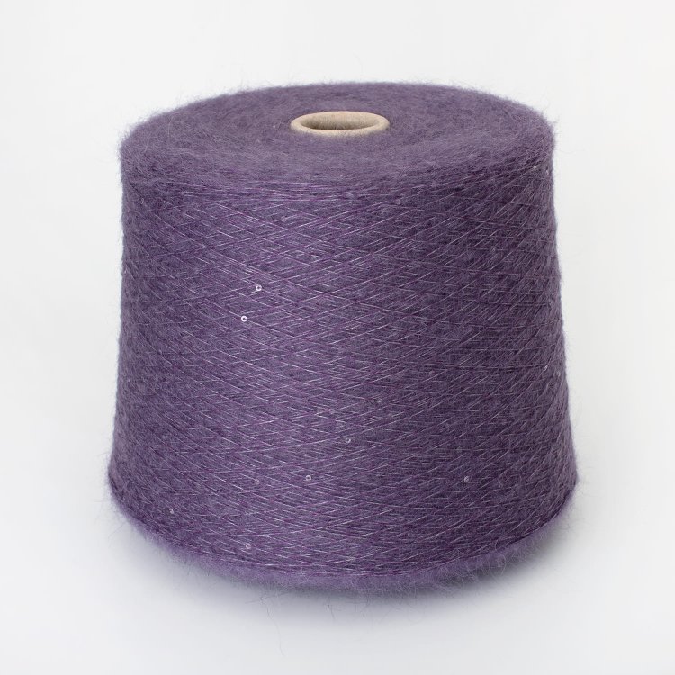 Пряжа KidSilk Paillettes- кид мохер 63%, шёлк 27%, хлопок 7%, пайетки 3% аметистовый Пряжа KidSilk Paillettes- кид мохер 63%, шёлк 27%, хлопок 7%, пайетки 3% аметистовый