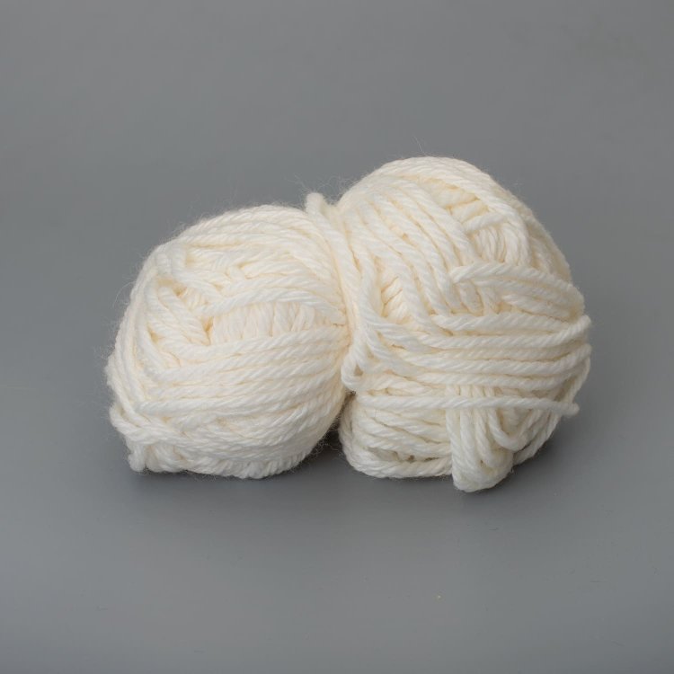 Носочная пряжа - меринос 75%, полиамид 25%, сol 77