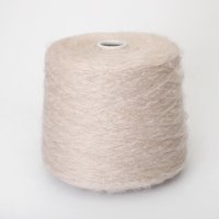 André  - кашемир 10%, меринос 45%, шёлк 30%, полиамид 15% 