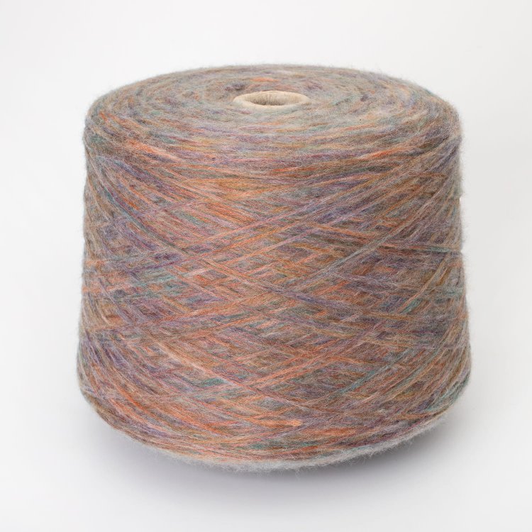 Пряжа Retina - меринос 36%, полиамид 42%, полиэстер 22%    комбинированный 