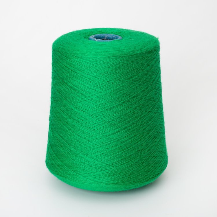 Пряжа Cashwool - меринос 100% пигментный зеленый Пряжа Cashwool - меринос 100% пигментный зеленый