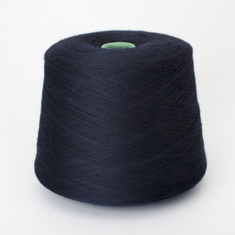 Пряжа Cashwool - меринос 100% темно-синий Пряжа Cashwool - меринос 100% темно-синий